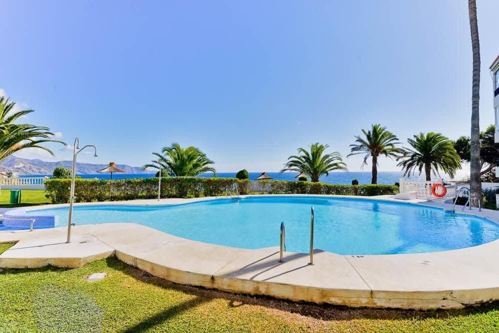 Las Palmeras Nerja Zewnętrze zdjęcie